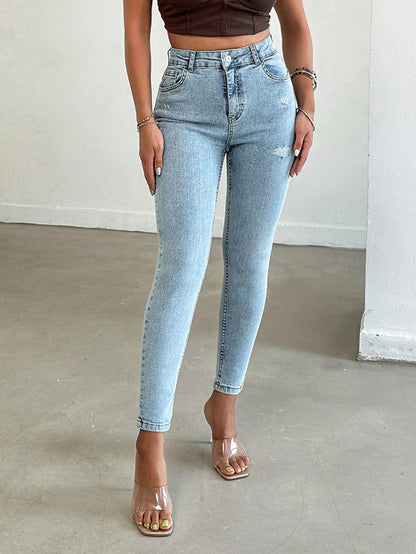 Blugi Dama, Croiala Slim Fit, Cu Rupturi Discrete
