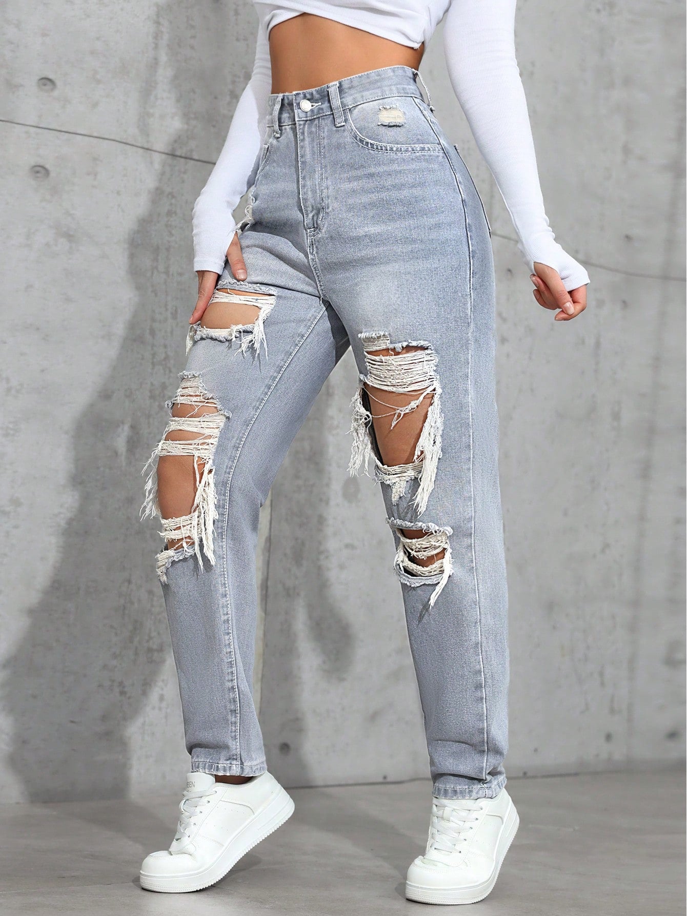 Blugi Dama, Croiala Mom Fit, Ripped & Distressed