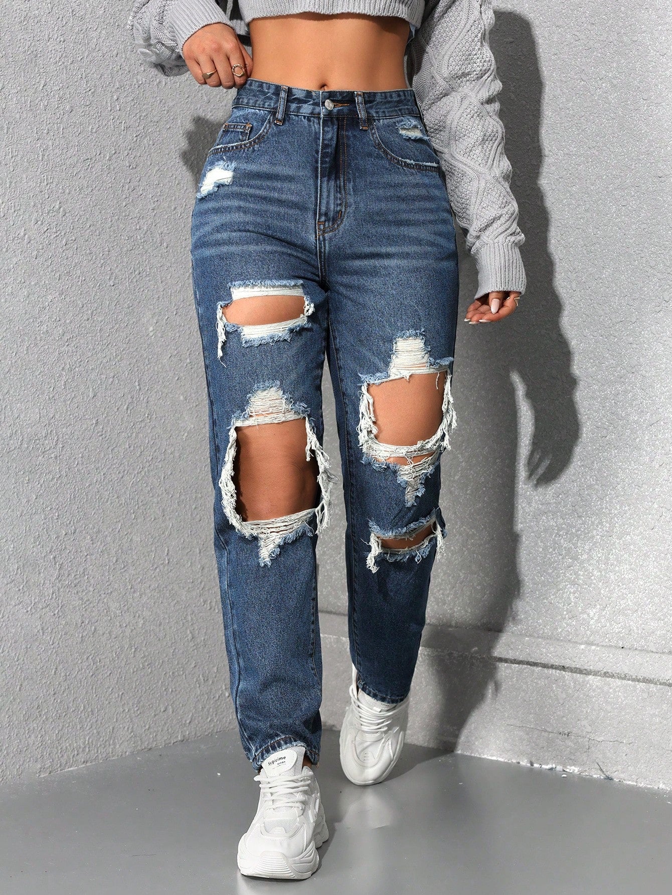 Blugi Dama, Croiala Mom Fit, Ripped & Distressed