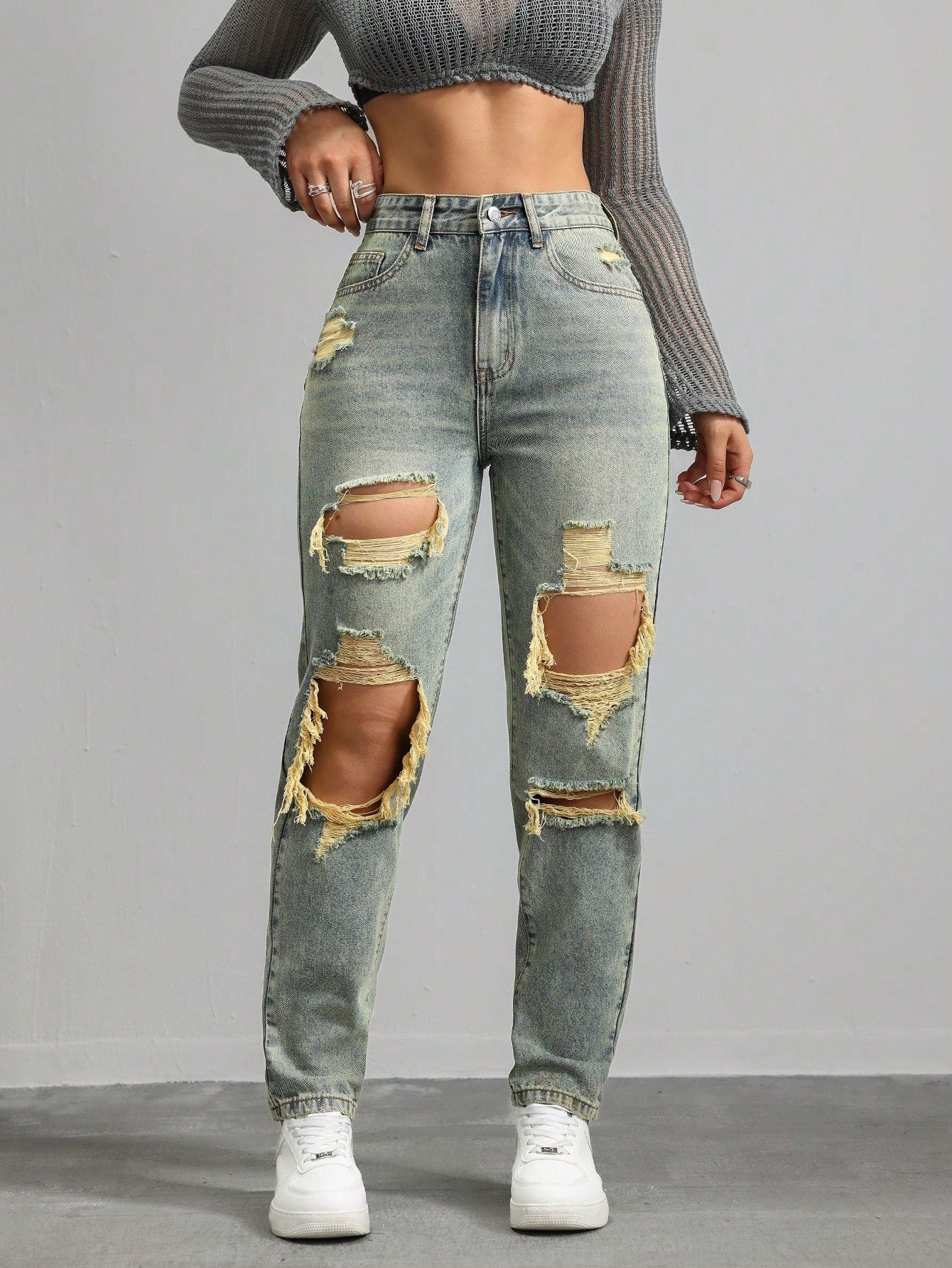 Blugi Dama, Croiala Mom Fit, Ripped & Distressed