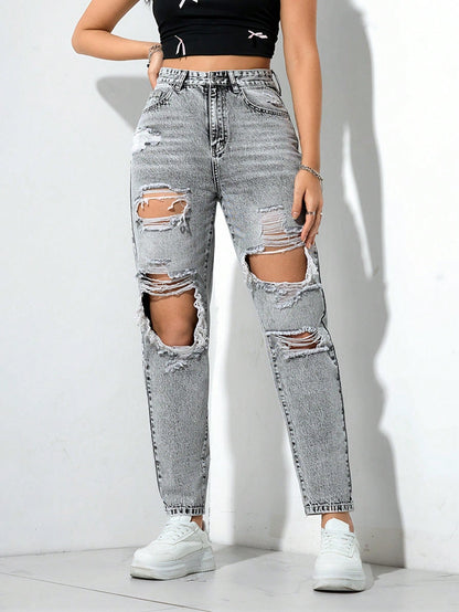 Blugi Dama, Croiala Mom Fit, Ripped & Distressed